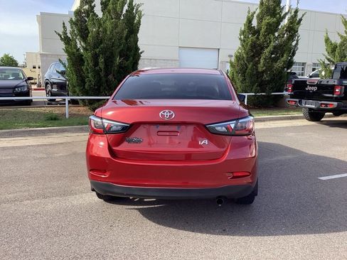 Used 2017 Toyota Yaris iA image 7