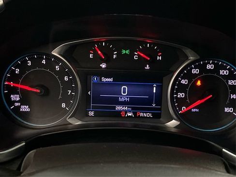 Used 2021 Chevrolet Equinox LT FWD image 21