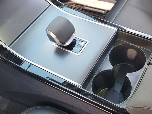 New 2026 Land Rover Range Rover Velar S image 15