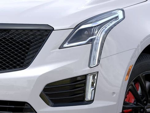 New 2026 Cadillac XT5 Sportv image 10