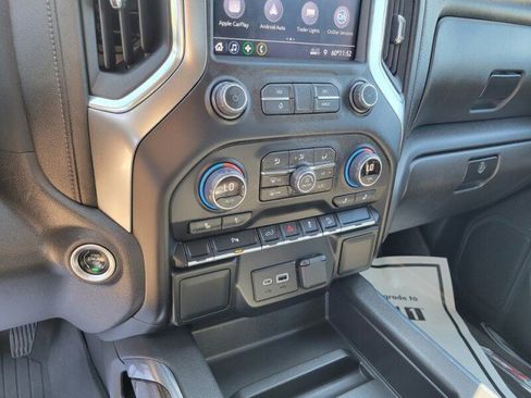 Used 2022 Chevrolet Silverado 1500 LT Trail Boss w/ Safety Package AWD/4WD image 17