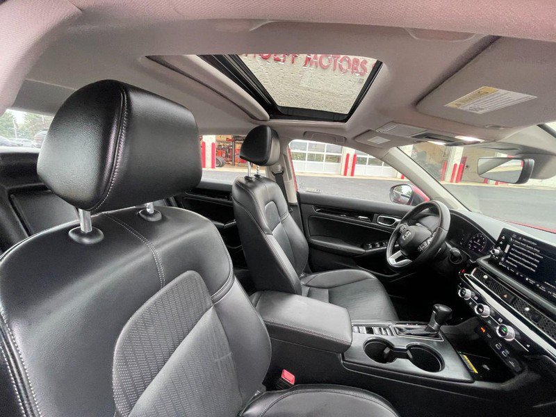 Used 2022 Honda Civic Touring image 7