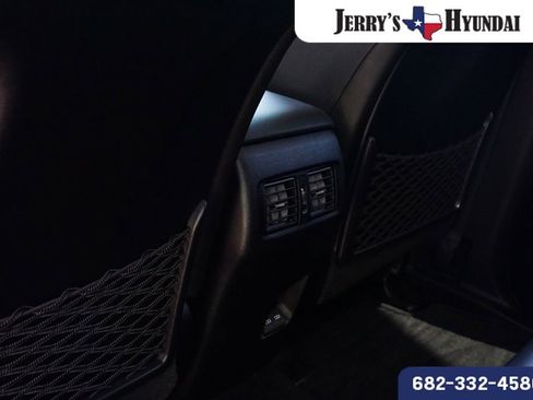 Used 2024 Toyota 4Runner Limited AWD/4WD image 23