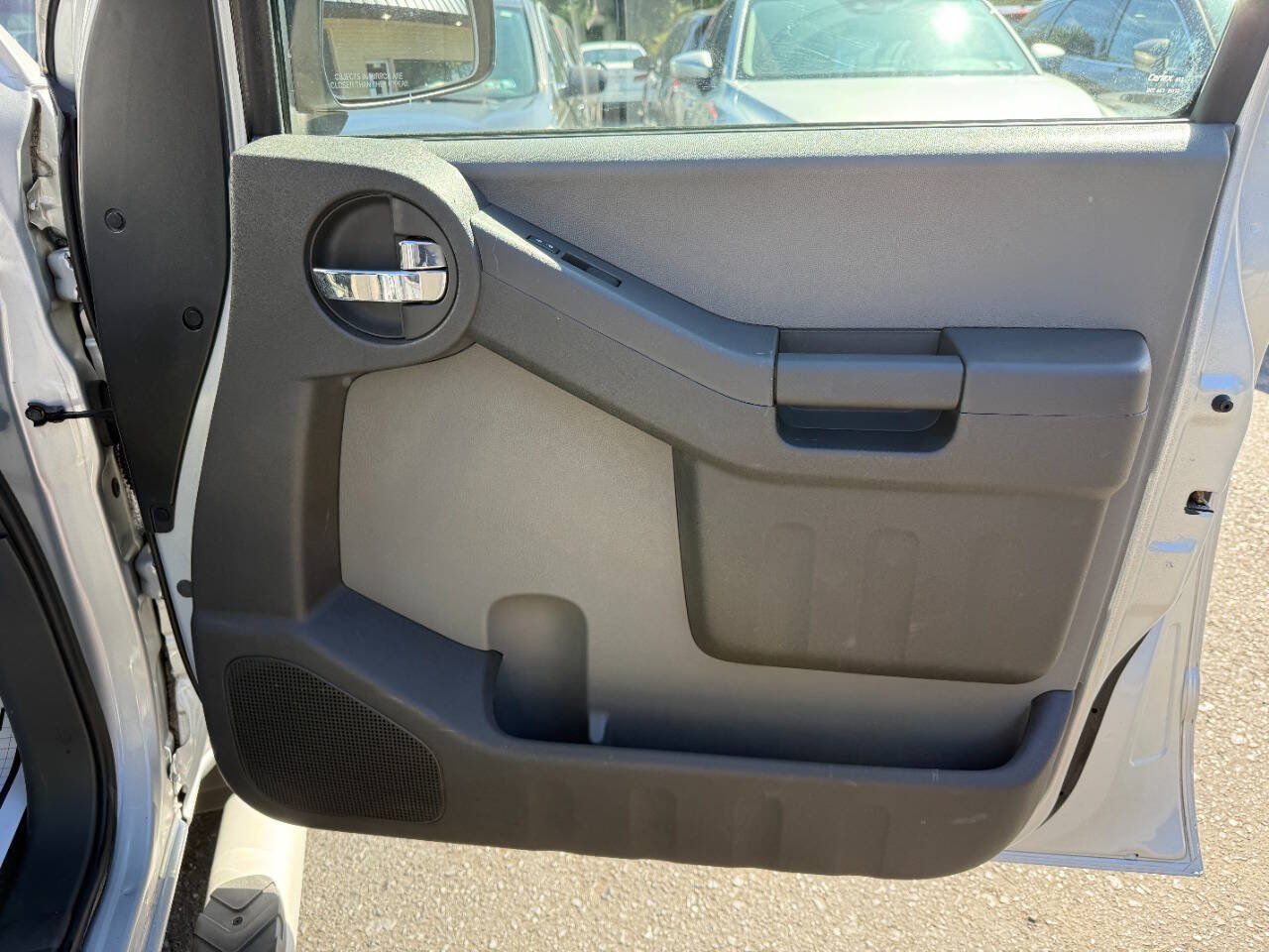 Used 2015 Nissan Xterra S w/ Value Package AWD/4WD image 34
