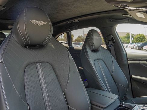 New 2025 Aston Martin DBX 707 image 40