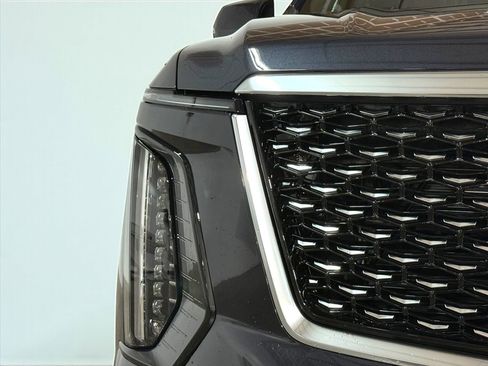 New 2026 Cadillac Escalade ESV Luxury w/ Touring Package image 9