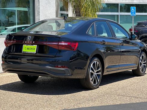 New 2025 Volkswagen Jetta Sport image 4