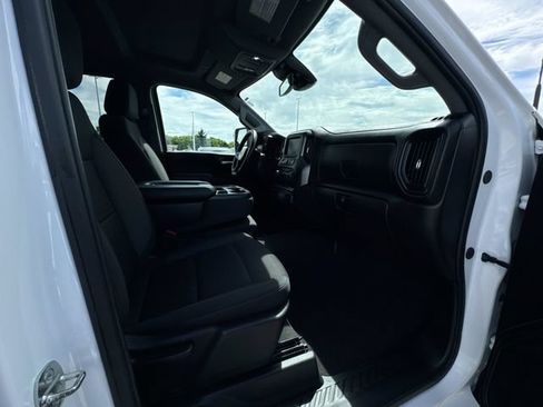 Used 2024 Chevrolet Silverado 2500 Custom w/ Custom Value Package AWD/4WD image 28