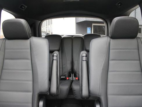 Used 2025 Mercedes-Benz GLS 450 4MATIC image 23
