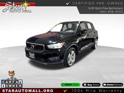 Used 2022 Volvo XC40 T5 Momentum