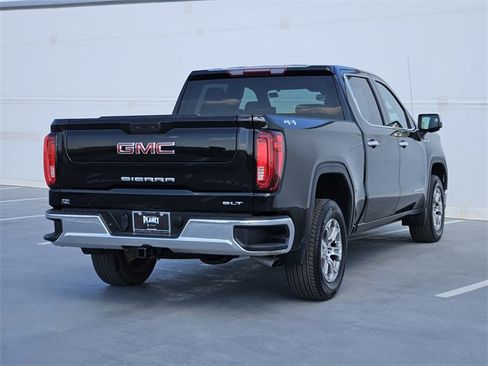 Used 2022 GMC Sierra 1500 SLT image 7