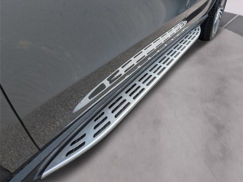 Used 2020 Mercedes-Benz GLS 450 4MATIC image 11