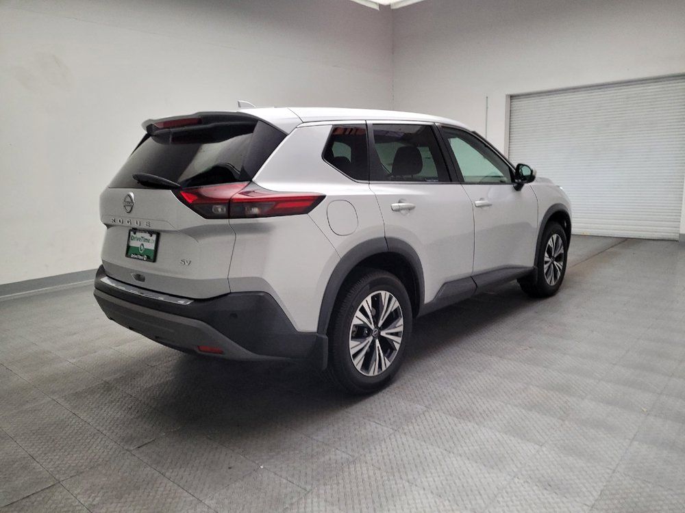 Used 2022 Nissan Rogue SV FWD image 9