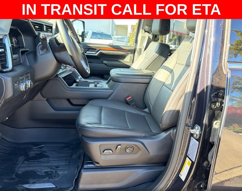 Used 2024 GMC Sierra 2500 Denali AWD/4WD image 3