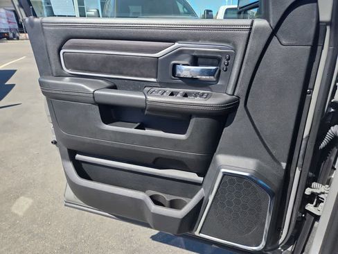 New 2026 RAM 2500 Laramie w/ Night Edition AWD/4WD image 21
