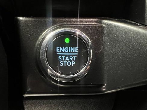 Used 2022 Ford F150 XLT w/ Equipment Group 302A High image 33