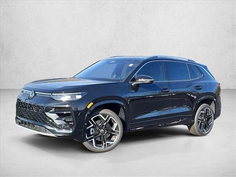 New 2026 Volkswagen Tiguan SEL R-Line image 1