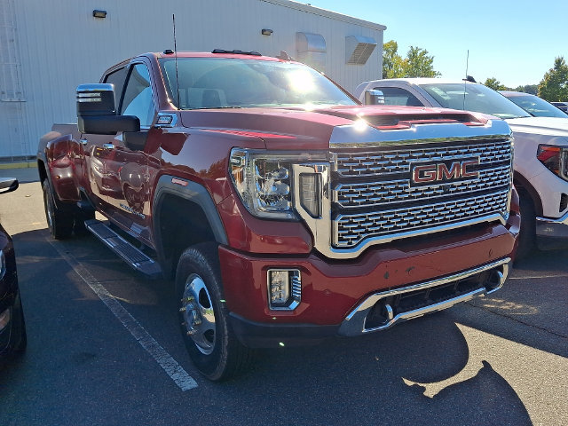 Used 2020 GMC Sierra 3500 Denali w/ Denali Ultimate Package AWD/4WD image 2