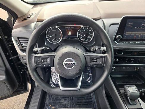 Used 2021 Nissan Rogue S AWD/4WD image 29