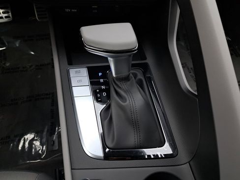 New 2025 Hyundai Elantra Sport image 24