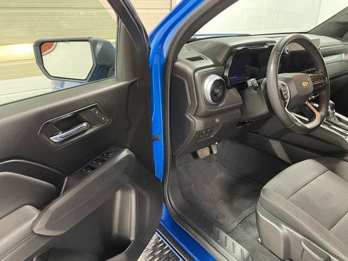 Used 2023 Chevrolet Colorado LT w/ LT Convenience Package AWD/4WD image 10
