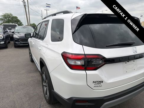 Used 2025 Honda Pilot Elite image 7