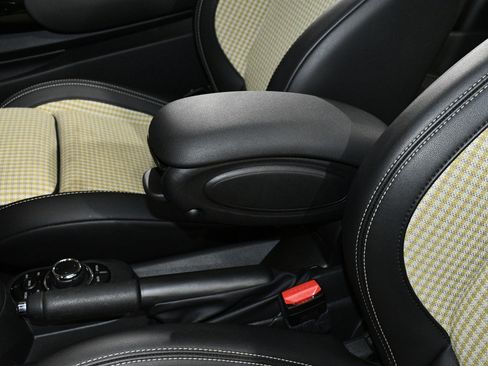 Used 2023 MINI Cooper S w/ MINI Resolute Edition image 41