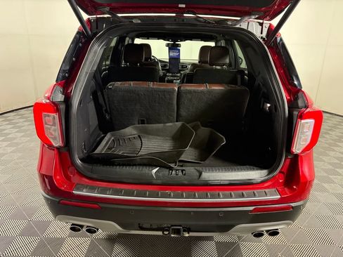 Used 2021 Ford Explorer Platinum w/ Equipment Group 601A AWD/4WD image 34
