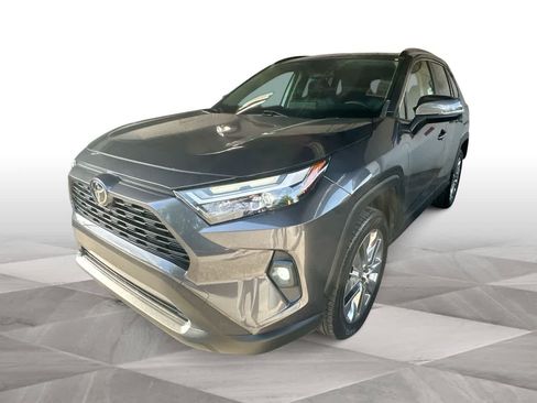 Used 2023 Toyota RAV4 XLE Premium AWD/4WD image 4