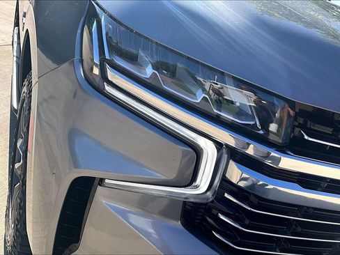 Used 2021 Chevrolet Tahoe LT w/ LT Signature Plus Package RWD image 41