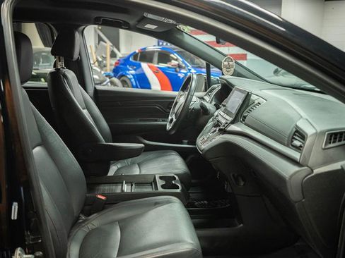 Used 2024 Honda Odyssey Sport image 14