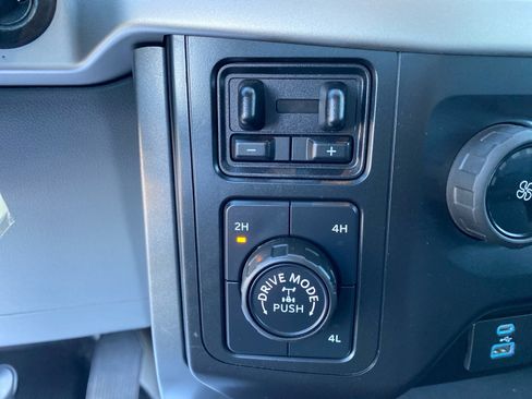 Used 2021 Ford F150 XLT w/ XTR Package AWD/4WD image 13