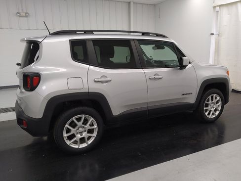 Used 2020 Jeep Renegade Latitude AWD/4WD image 10
