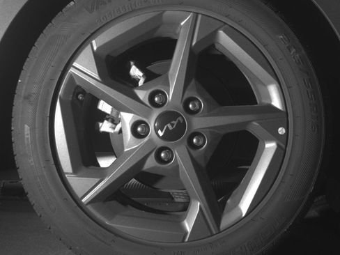Used 2025 Kia K4 LXS FWD image 15
