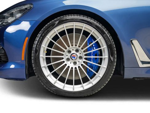 Used 2018 BMW ALPINA B7 xDrive AWD/4WD image 27