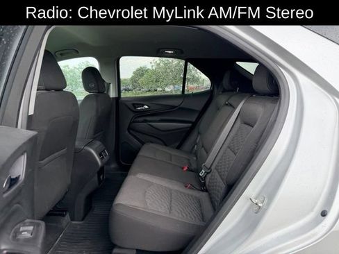 Used 2018 Chevrolet Equinox LT FWD image 9