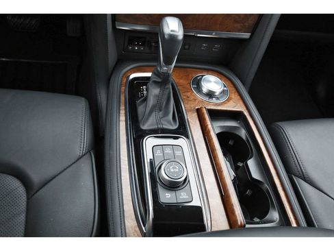 Used 2024 Nissan Armada SL w/ Cargo Package image 27