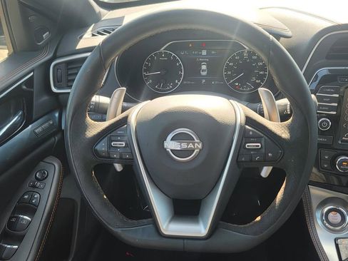 Used 2023 Nissan Maxima SR w/ Sport Mat Group FWD image 17