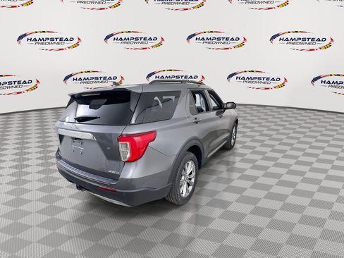 Used 2022 Ford Explorer XLT w/ Equipment Group 202A AWD/4WD image 8