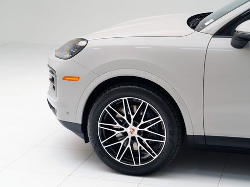 New 2026 Porsche Cayenne Coupe image 11