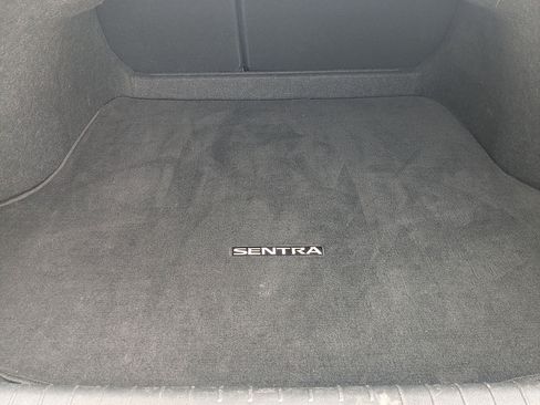 Used 2024 Nissan Sentra SV FWD image 29