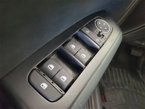 Used 2023 Kia Soul GT-Line image 15