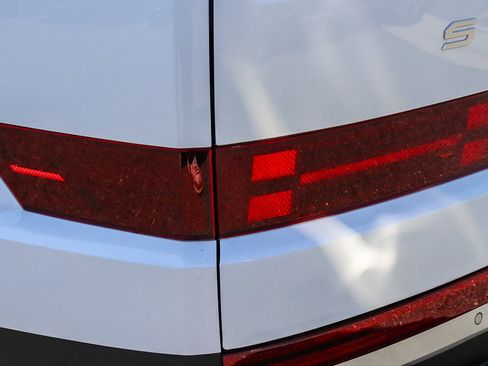 New 2026 Hyundai Santa Fe Limited FWD image 11