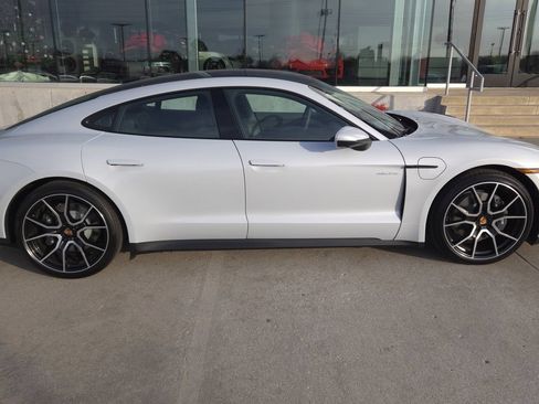 Used 2025 Porsche Taycan RWD image 8