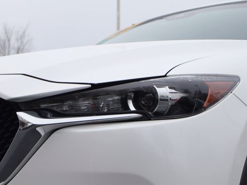 Used 2021 MAZDA CX-5 Touring image 33