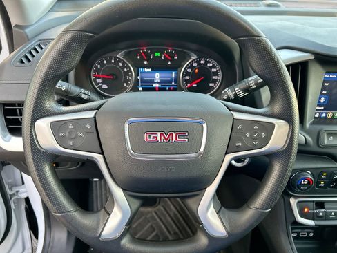 Used 2024 GMC Terrain SLE w/ Driver Convenience Package FWD image 27