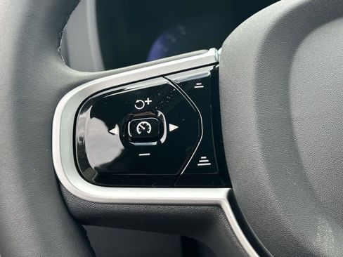 New 2026 Volvo XC60 B5 Plus w/ Protection Package Premier image 22