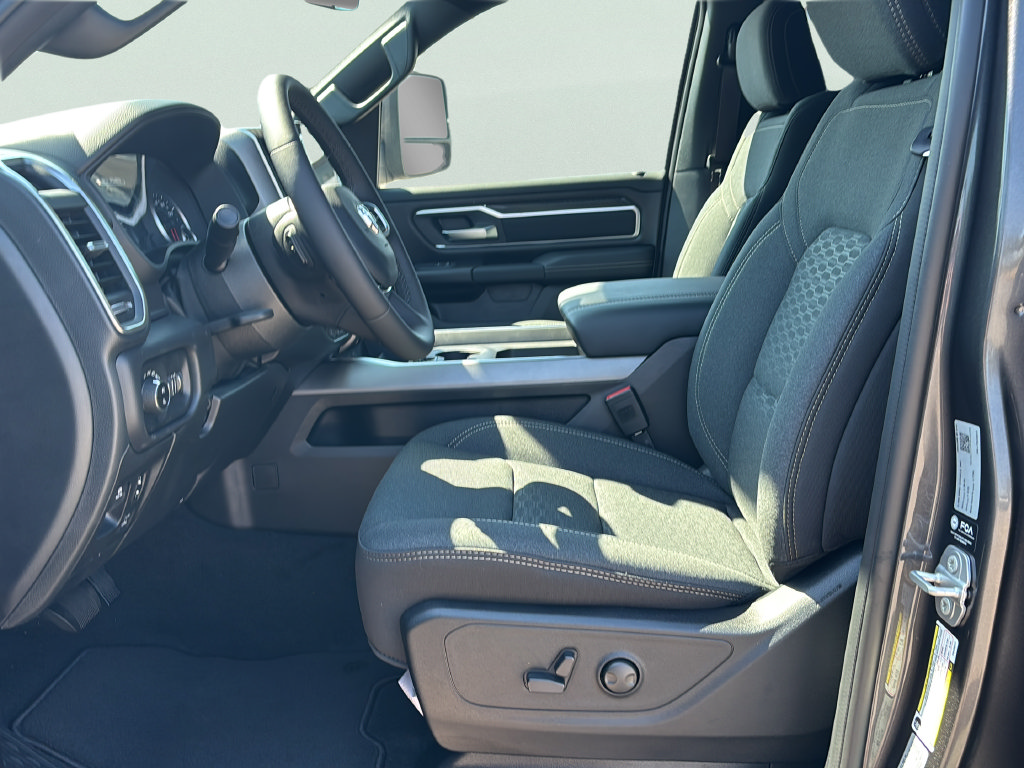 New 2026 RAM 1500 Big Horn AWD/4WD image 20