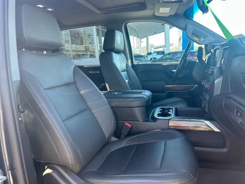 Used 2021 Chevrolet Silverado 1500 LT Trail Boss w/ Convenience Package II image 30