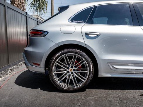 Used 2023 Porsche Macan S AWD/4WD image 11